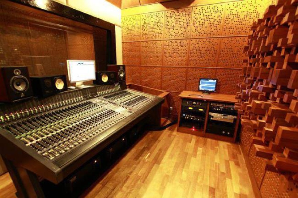 Bagaimana Membuat Studio Musik Sederhana, Nyaman Dan Terjangkau?