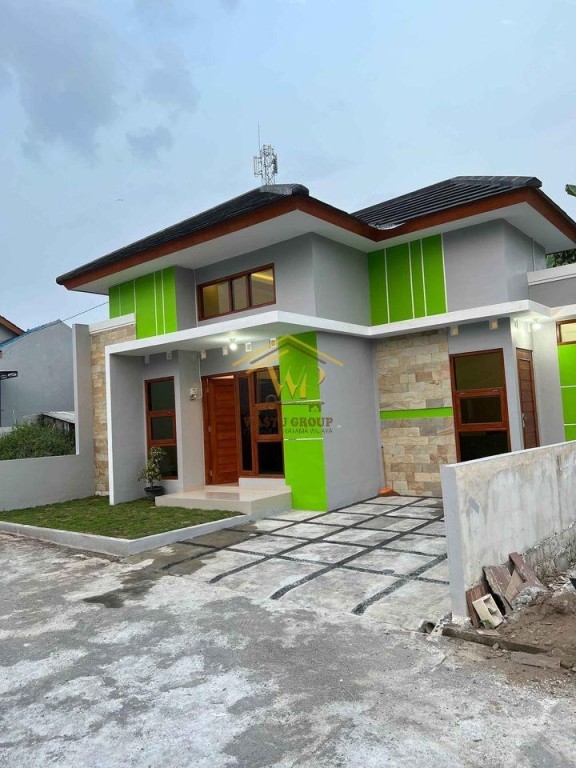 1 UNIT RUMAH MODERN SIAP HUNI DEKAT ALUN ALUN 