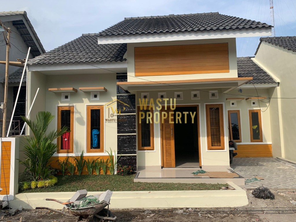 DIJUAL RUMAH DI PURWOMARTANI SIAP HUNI DEKAT 