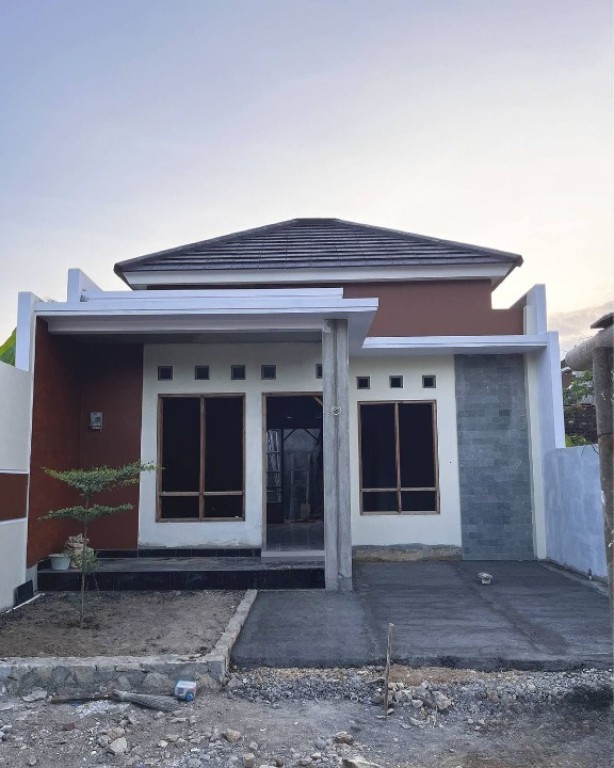 DIJUAL RUMAH MURAH 500 JUTAAN STRATEGIS DEKAT 