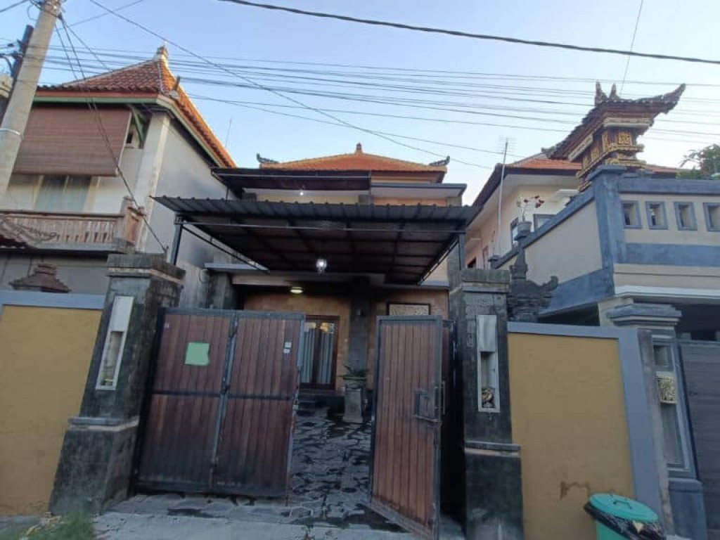 Dijual Rumah 2 Lantai 3 Kamar Danau Tempe Sanur 