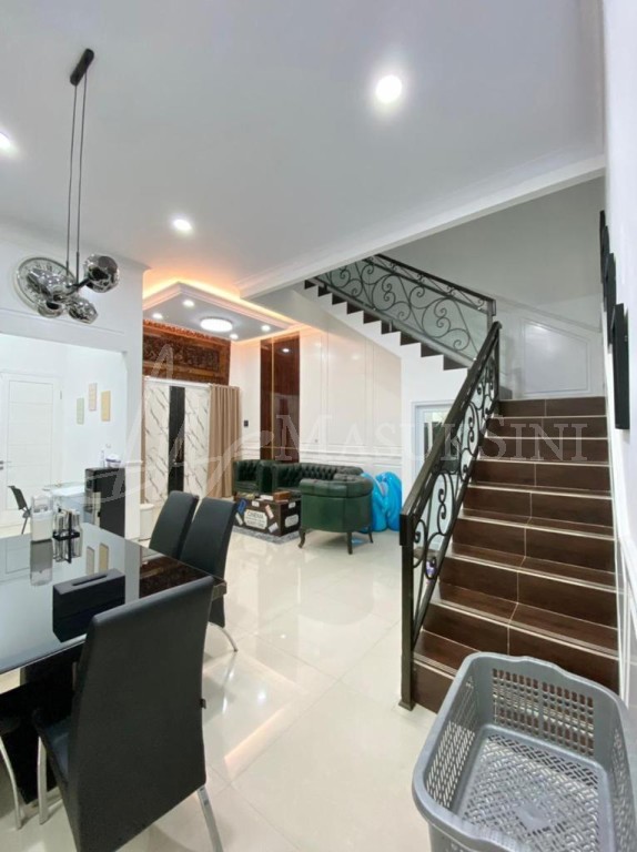 Dijual Rumah 2 Lantai di Jagakarsa, Jakarta 