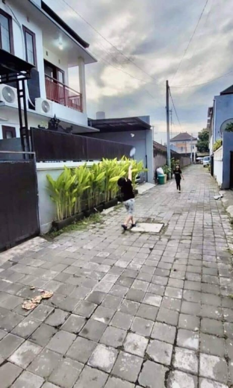 Dijual Rumah Hadap Utara 2 Lantai 3 Kamar A Yani 