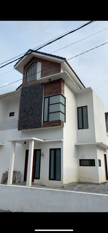 Dijual Rumah Karangploso Malang 