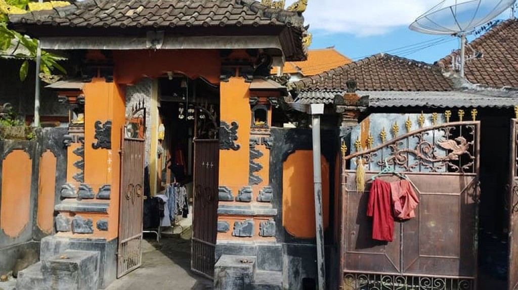 Dijual Rumah Klasik Dan Sanggar Tari Bali Lokasi 