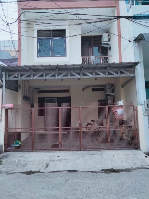 Dijual Rumah Kost di Jl. Kelapa Molek, Kelapa 