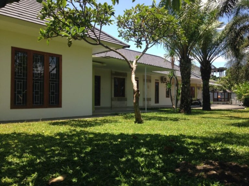 Dijual Rumah Mewah 2+1 Kamar Pool Bypass Sanur 