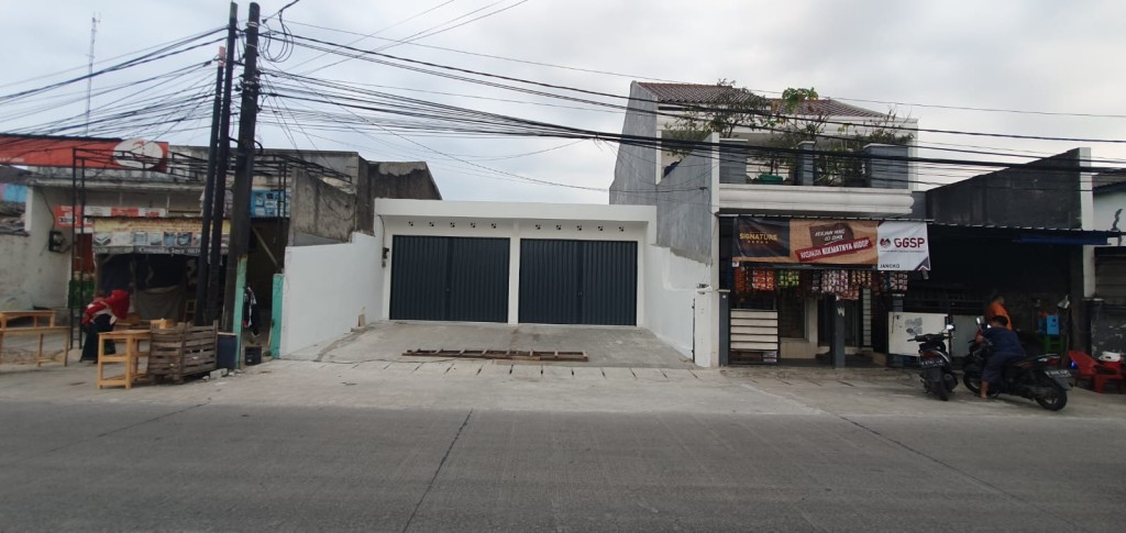 Dijual Rumah di Jalan Empu Barada, Kelapa Dua 