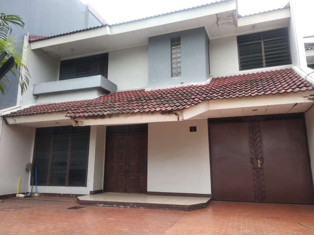 Dijual Rumah di Taman Kedoya Baru, Jakarta Barat 