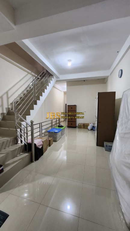 Dijual Townhouse Siap Huni di Komplek Rukun Mas 