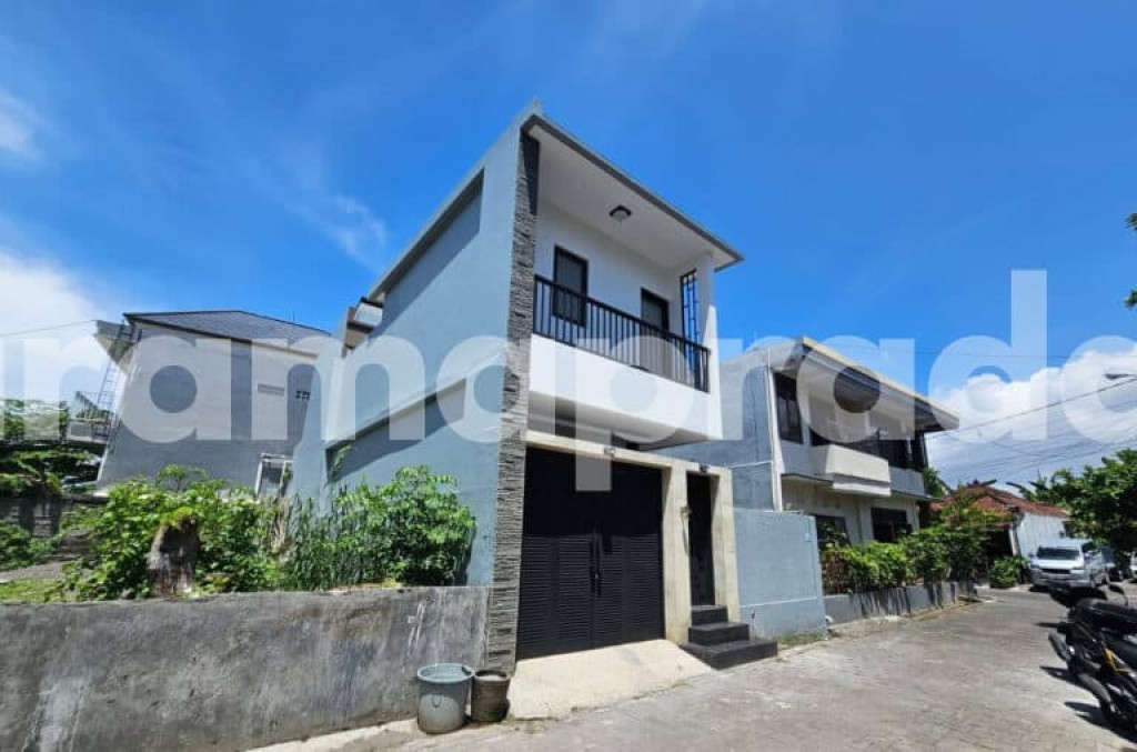 Dijual Villa Bagus Baru Selesai Bangun 2 Lantai 3 