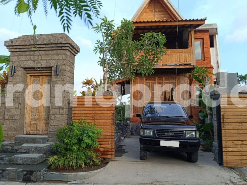 Dijual Villa Wooden Style Full Furnished 2 Lantai 