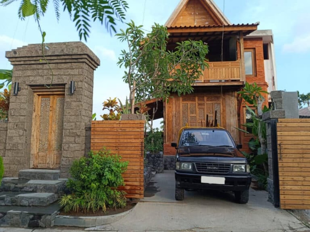 Dijual Villa Wooden Style Full Furnished 2 Lantai 