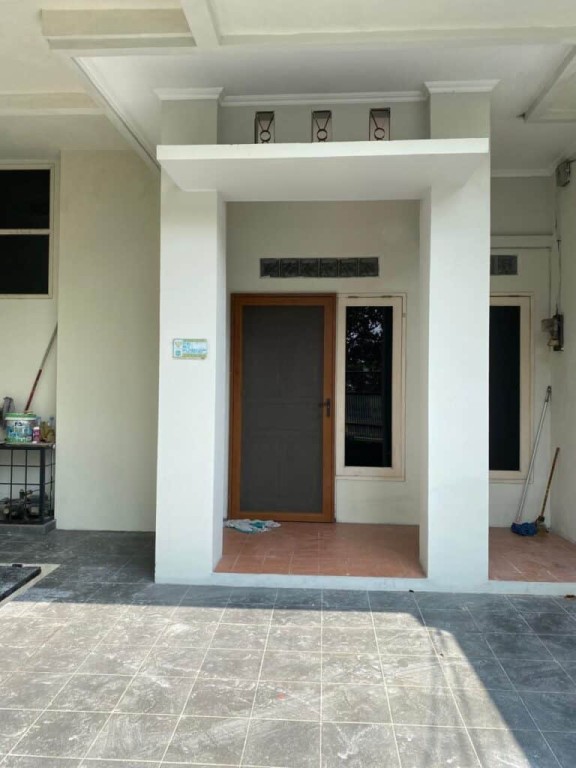 Jual Rumah 2 Lantai 3+1 Kamar 6×19 Taman Cosmos 