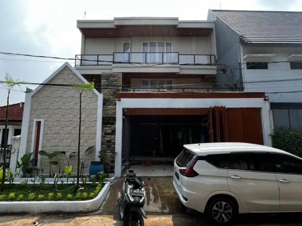 Jual Rumah Bagus di Komplek Cinere Estate Kota 