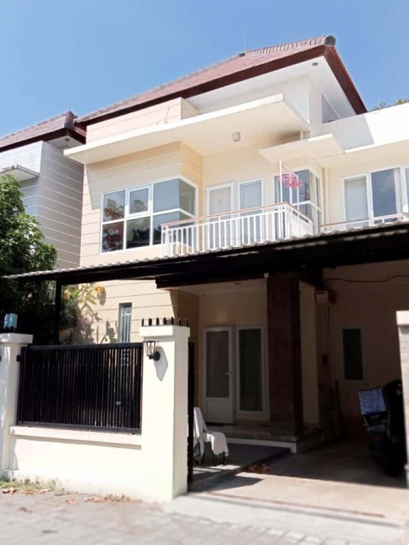 Jual Rumah Baru Renovasi Full Furnished 2 Lantai 