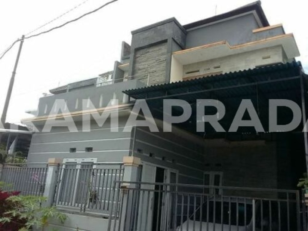 Jual Rumah Full Bangunan 2 Lantai 4 Kamar Rooftop 