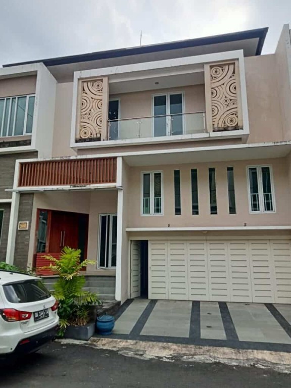 Jual Rumah Hunian Mewah Elite Aman Nyaman 2 