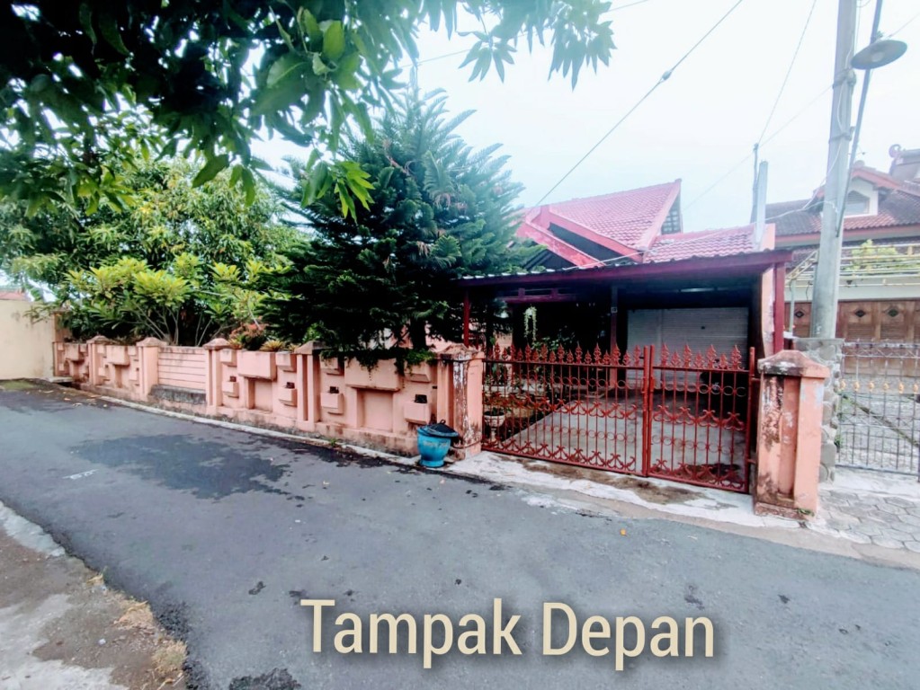 Jual Rumah Lama Bagus di Daerah Bandar Lor Kota 