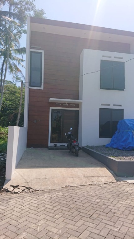 Jual Rumah Malang Butuh Uang 2 Lantai Hanya 400 