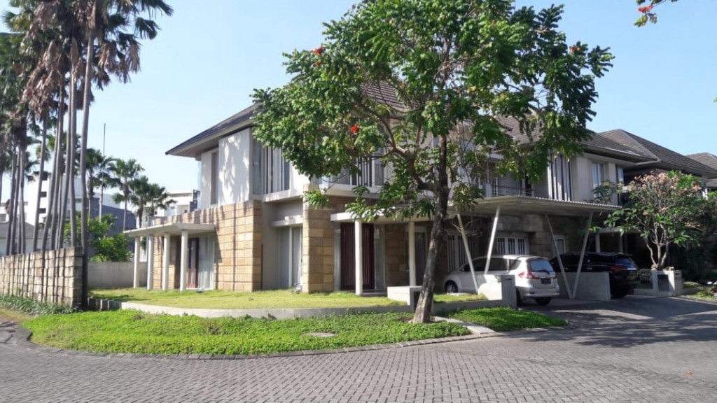 Jual Rumah di Komplek Royal Residence Crownhill 