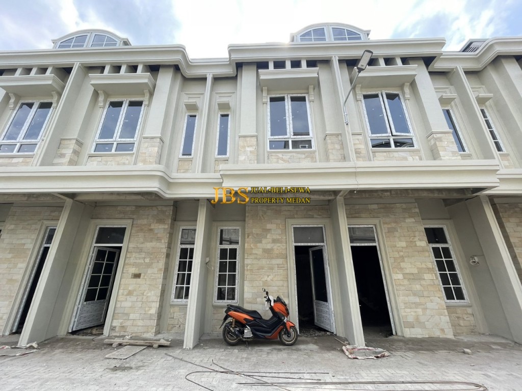 Jual Town House 2 Tingkat di Komplek Harmoni 