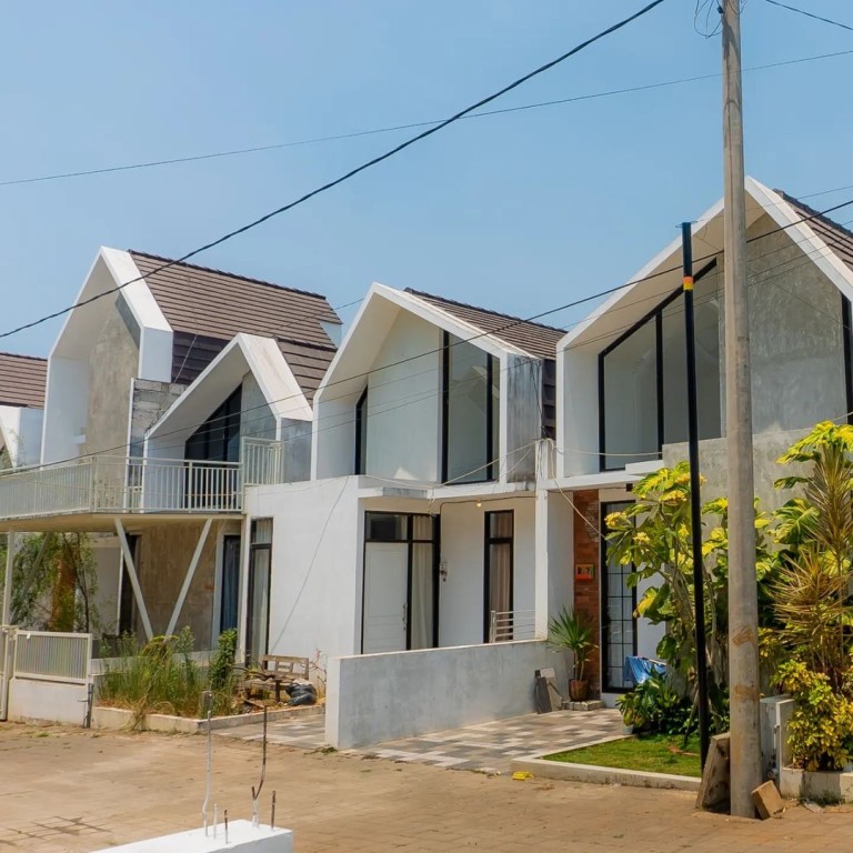 KAIATANA JUAL RUMAH VILLA MALANG 