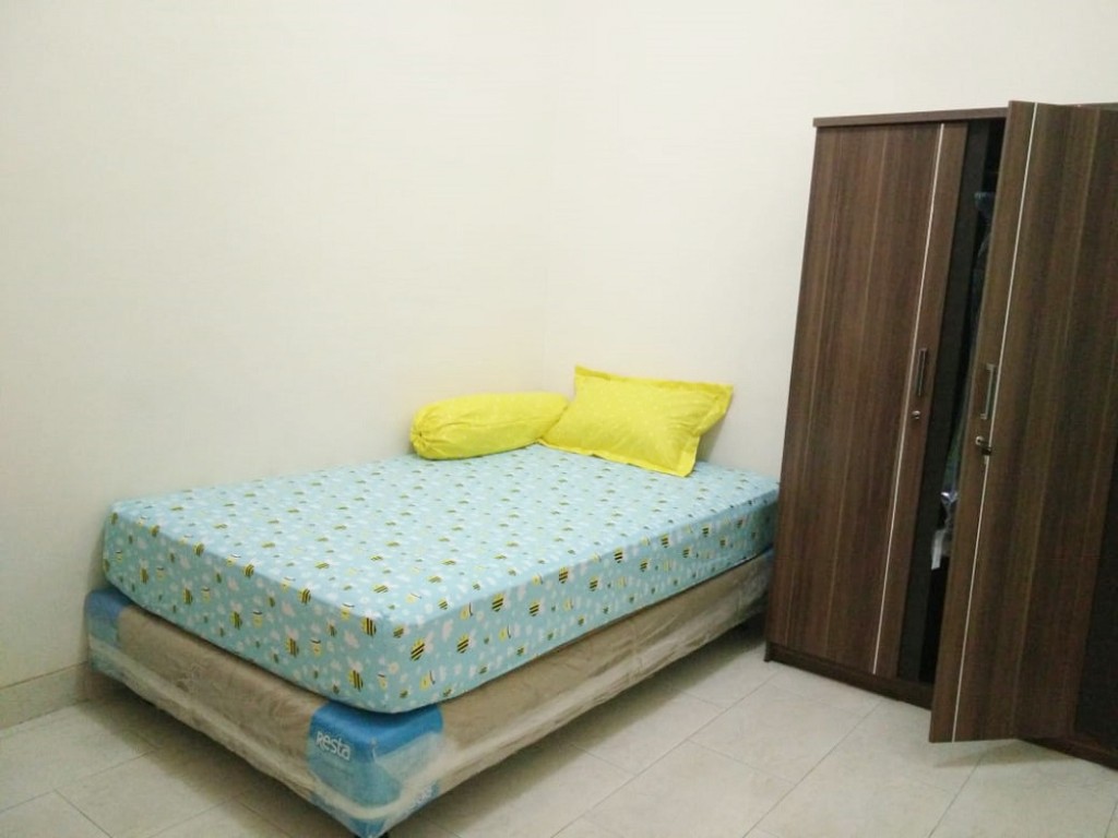 Kost Putri Dekat UNTAG Surabaya, Universitas Dr. 