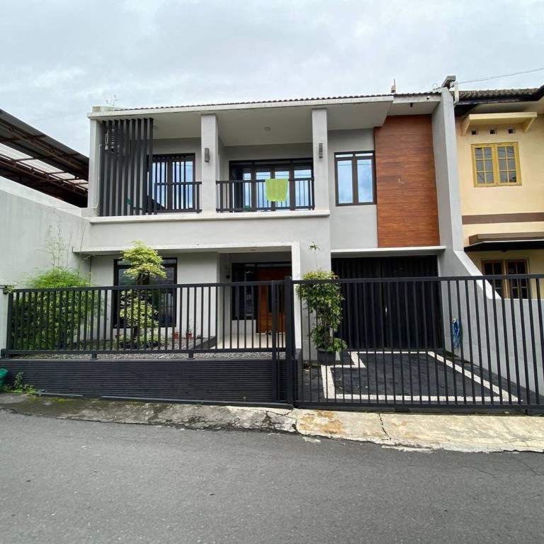 MILIKI RUMAH SIAP HUNI 2 LANTAI FULL FURNISHER 