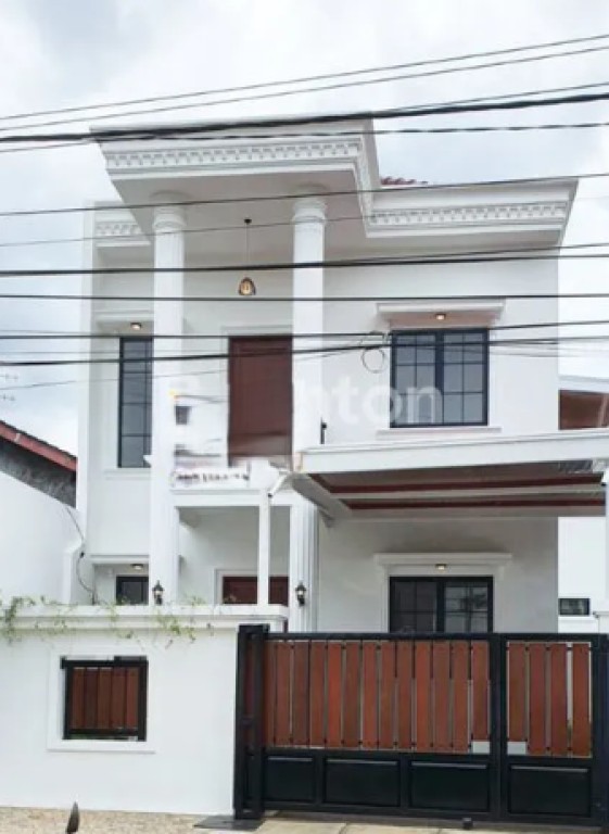 RUMAH  SENTUL bogor 