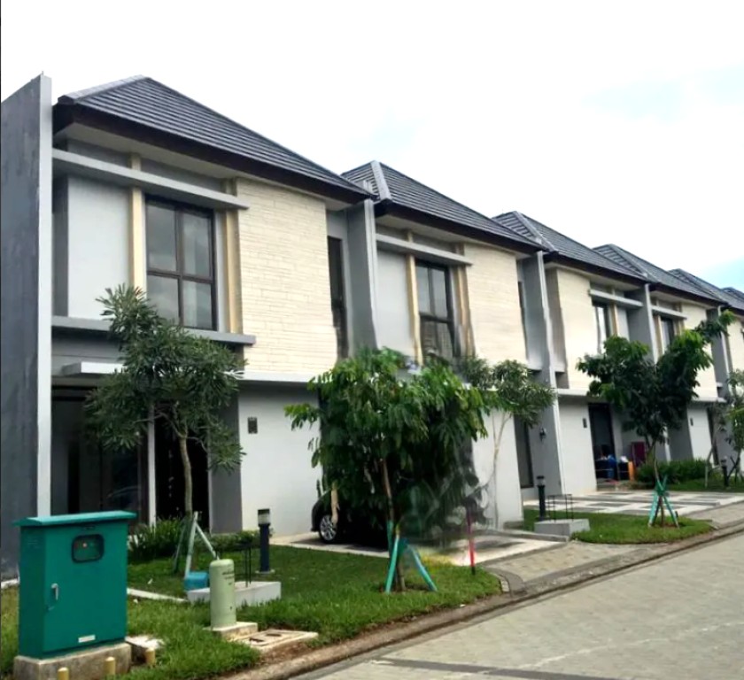 RUMAH BARU SIAP HUNI THE EMINENT BSD 