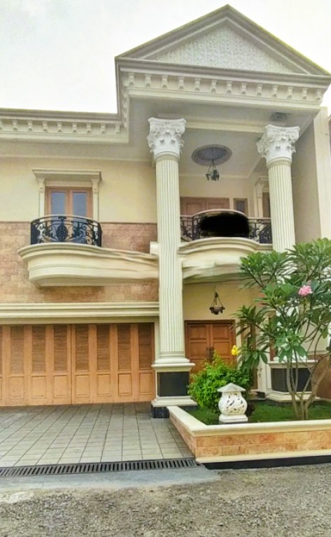 RUMAH MEWAH MEDITERANIAN REMPOA TANGERANG SELATAN 