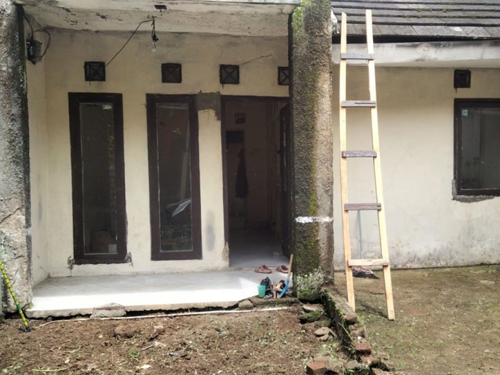 Rumah 2 KT 1 KM Perum Lembah Teratai Bandung Barat 