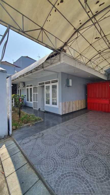 Thumbnail Rumah 2 lantai di Jl Ikan Paus Malang