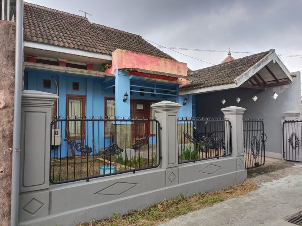 Rumah Bagus 3 Kamar di Daerah Dau Malang GMK02719 