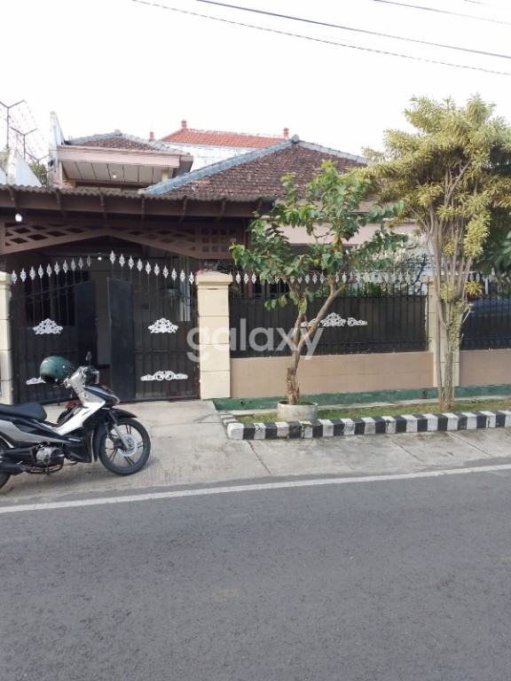 Rumah Bagus 5 kamar di Lowokwaru Malang GMK02528 