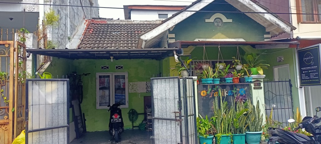 Rumah Cibiru 2 Lantai Dekat Kampus UIN Bandung 