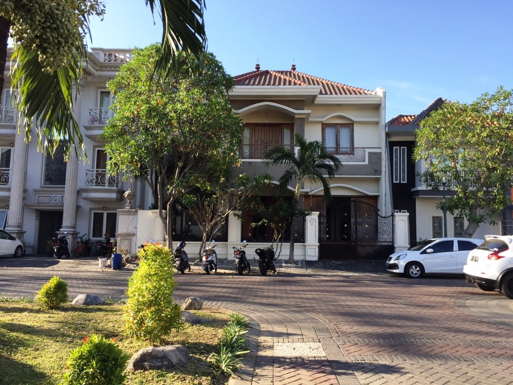 Rumah Dijual Puri Widya Kencana Citraland Surabaya