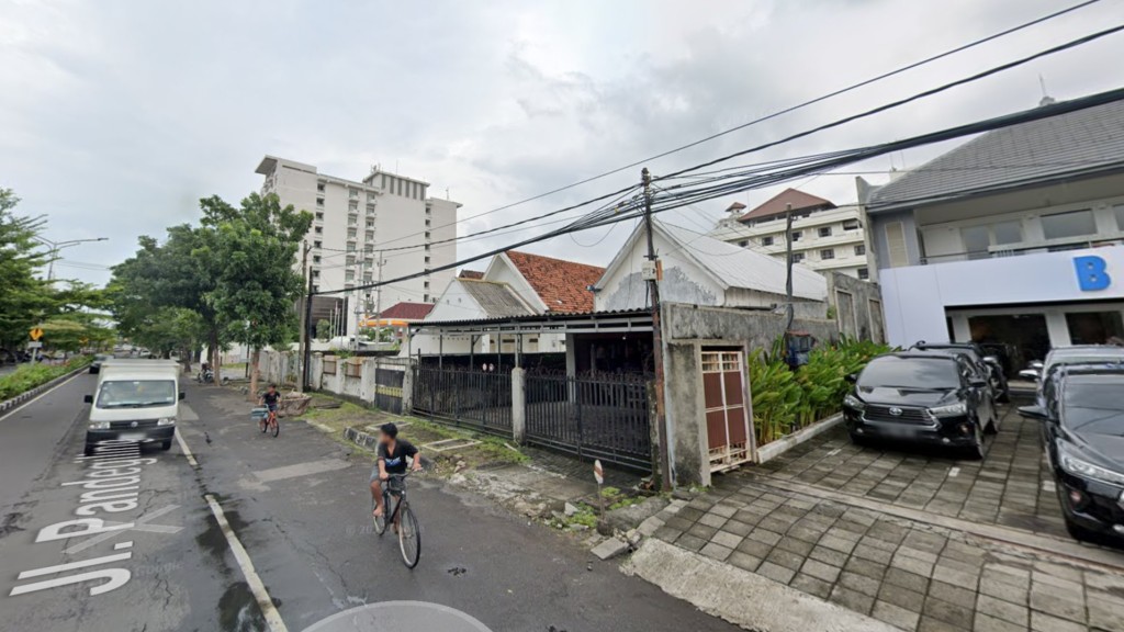 Rumah Hitung Tanah Pusat Kota Raya Pandegiling 