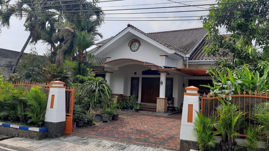 Rumah Mewah Bagus Lokasi Tengah Kota Malang 