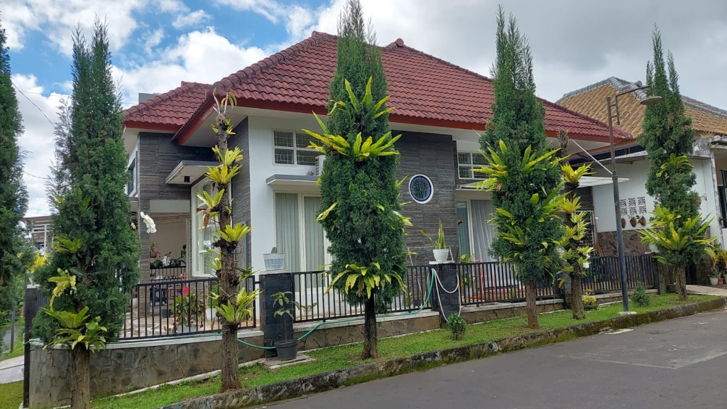 Rumah Minimalis Puncak Dieng Malang 
