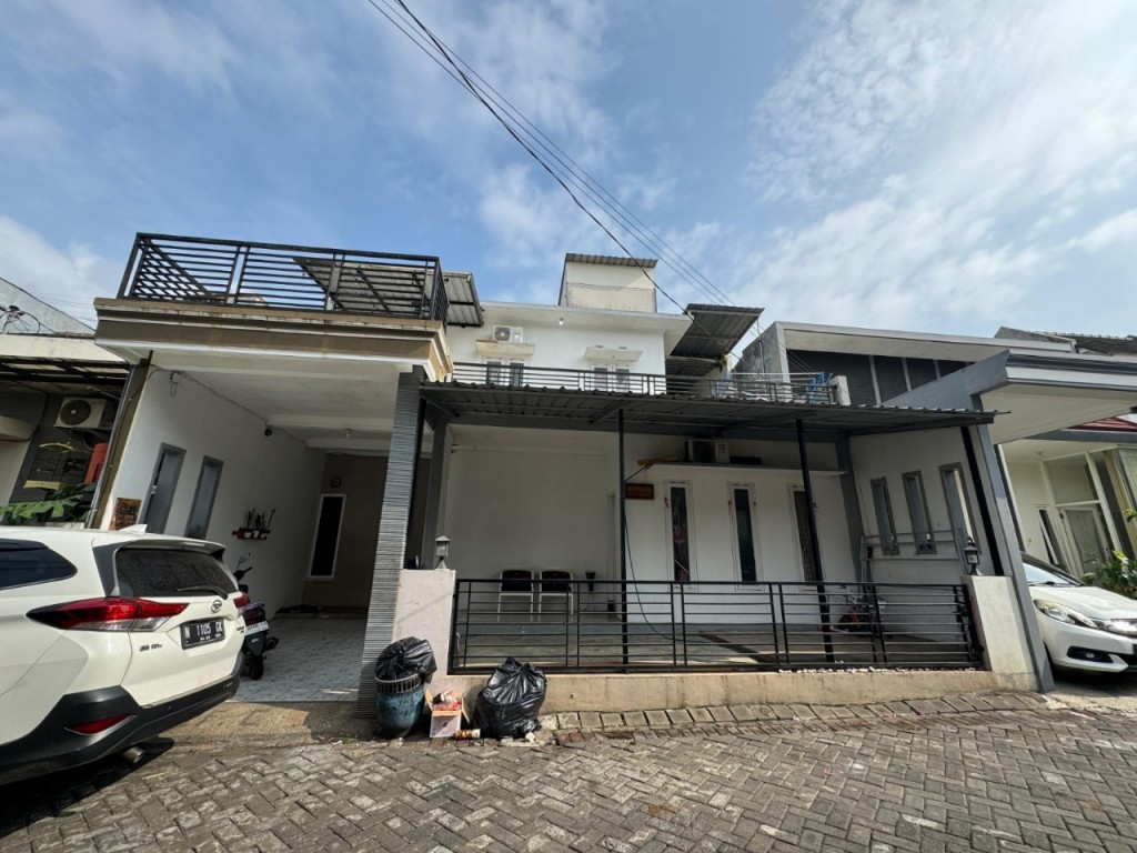 Rumah kos muslimah aktif full penghuni full 