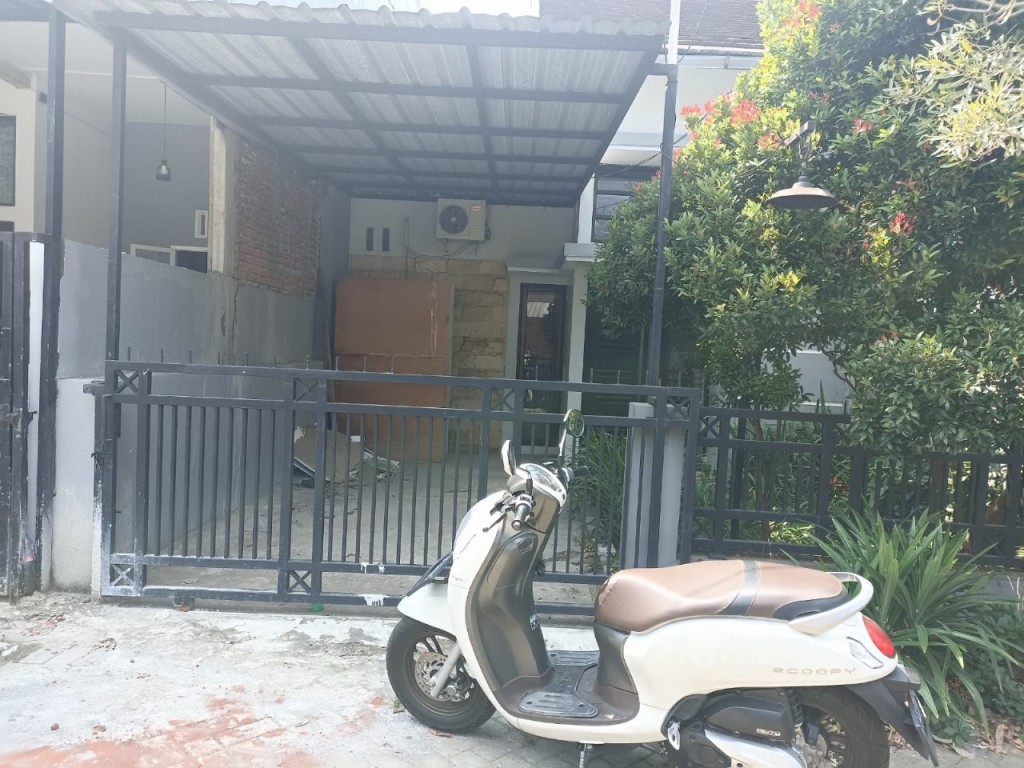 Rumah modern dan nyaman di polowijen Malang kota 