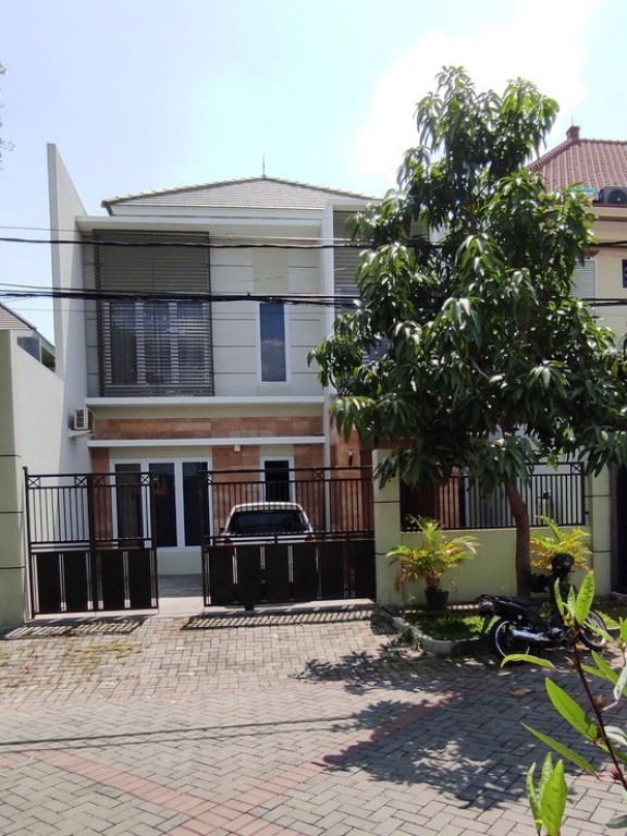 Rumah Dijual Jl Gayungsari Barat Surabaya 