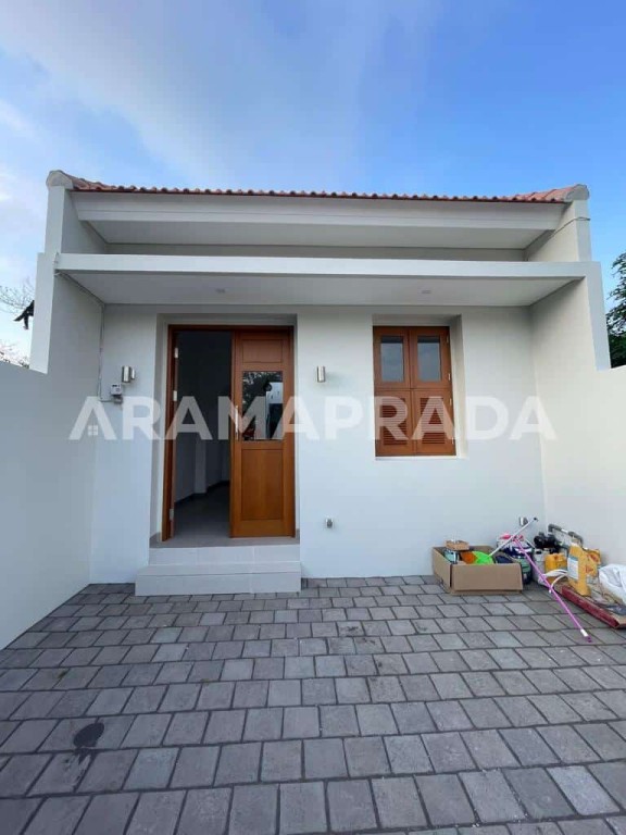 Sewa Villa Full Furnished 2 Lantai 2 Kamar Pecatu 