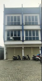 RUKO 3 LANTAI JALAN JOMBANG TANGSEL