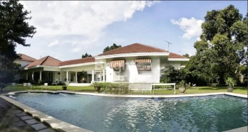 RUMAH LUAS PRIVATE POOL KEMANG DALAM JAKARTA SELATAN