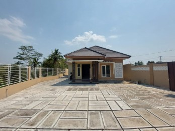 Rumah Siap Huni dengan Tanah Luas di Magelang Kota!