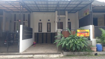 : Dijual Rumah Komp Taman Cihanjuang Siap Huni Jarang Ada