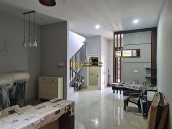 Villa 2 Tingkat Dijual di Komplek Citraland Gama City Cluster Maldives